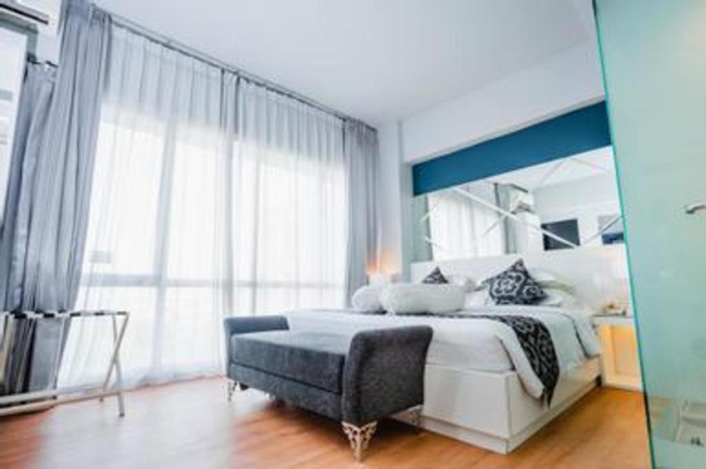 Hotel Grand Darmo By Amithya
