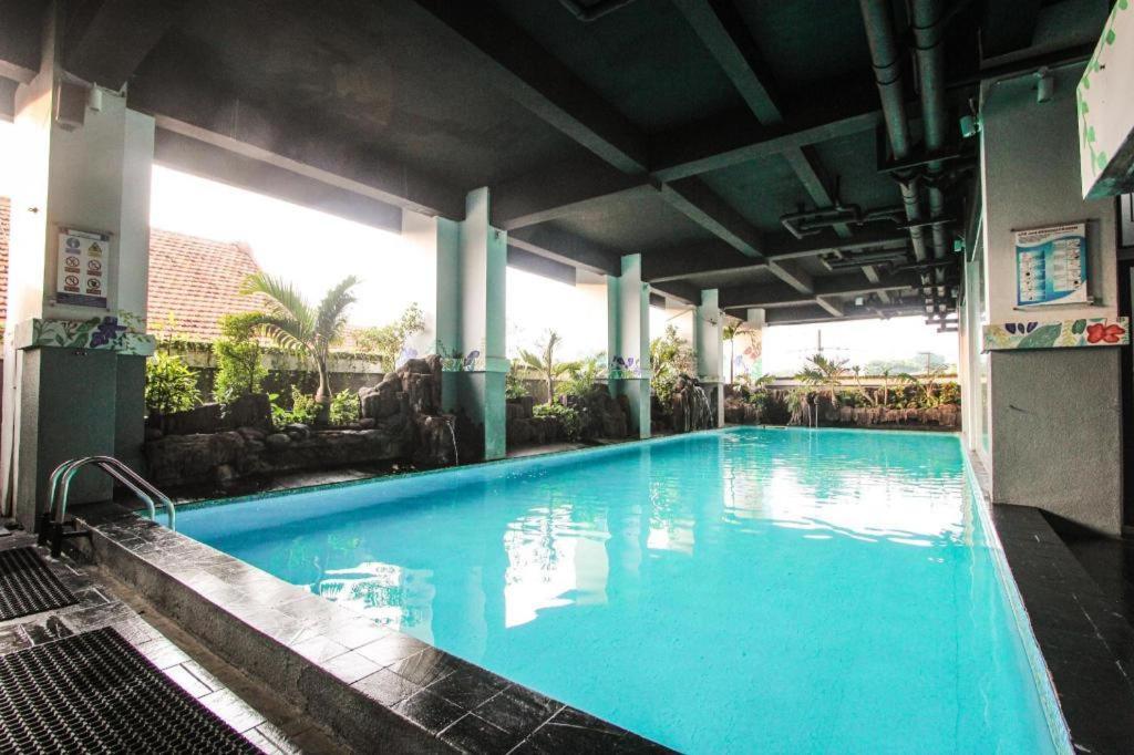Grand Darmo By Amithya Hotel Surabaya